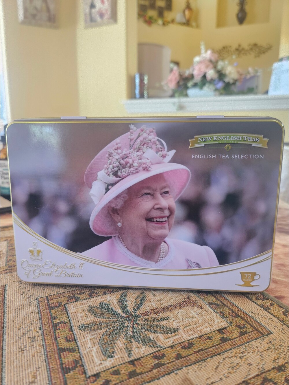 Decorative BOX Queen Elizabeth 11 Of Great Britain English Tea Selection 48